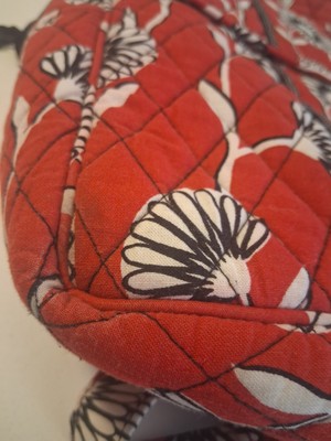 Vera Bradley Floral Red & White Deco Daisy Purse Backpack | eBay display picture 3