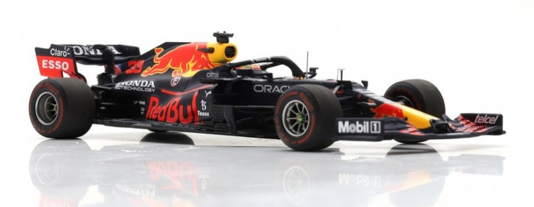 Monoplace Red Bull RB16B Spark Max Verstappen pour revivre le sacre d'Abu Dhabi 2021