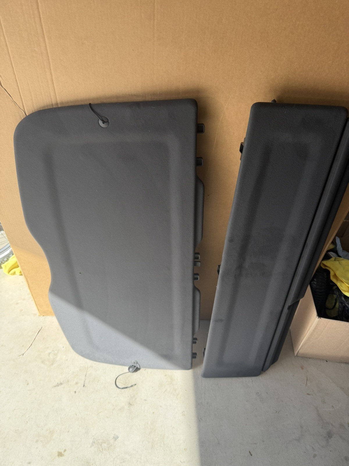 Maserati Levante 2016-2024 Cargo cover P/N 6701509020