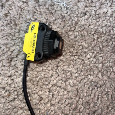 BANNER ENGINEERING QS18UPAQ5 / QS18UPAQ5 (BRAND NEW)