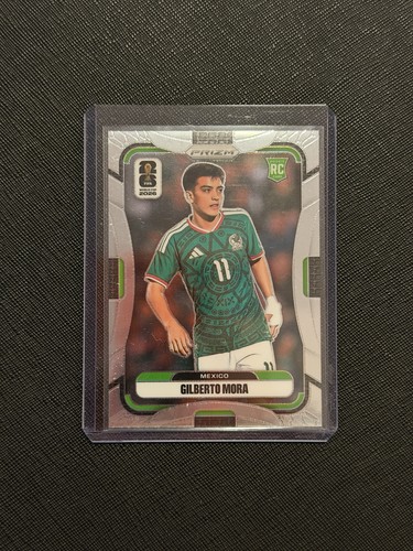 Gilberto Mora [Variation] #290 2026 Panini Prizm FIFA card