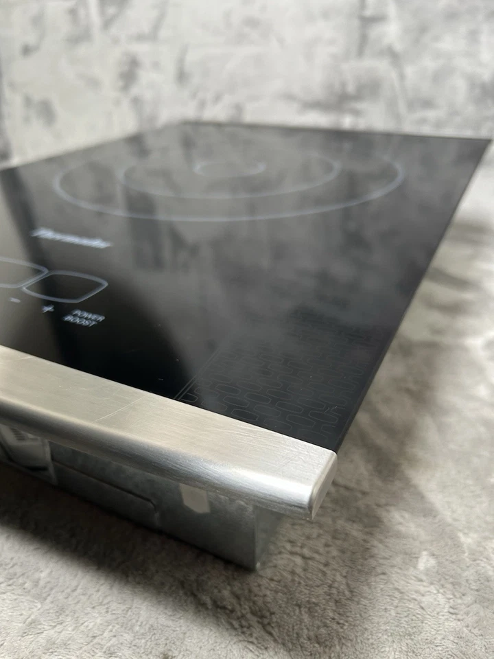 THERMADOR 15” Induction Cooktop CIT151DS15  glass single burner works great Nice - Image 4 of 4