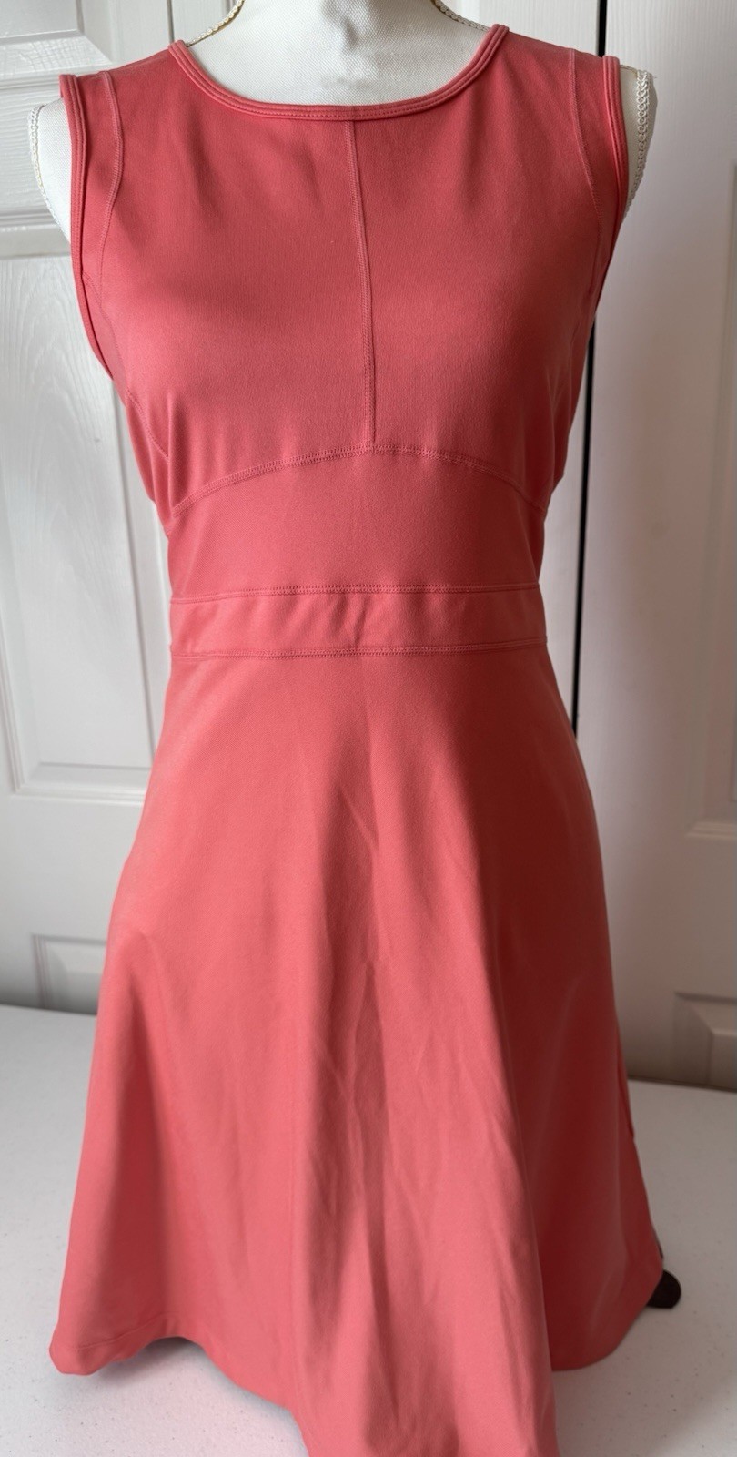 Women’s Title Nine Athleisure  Dress Knee Length Medium Melon Color NWOT Preppy