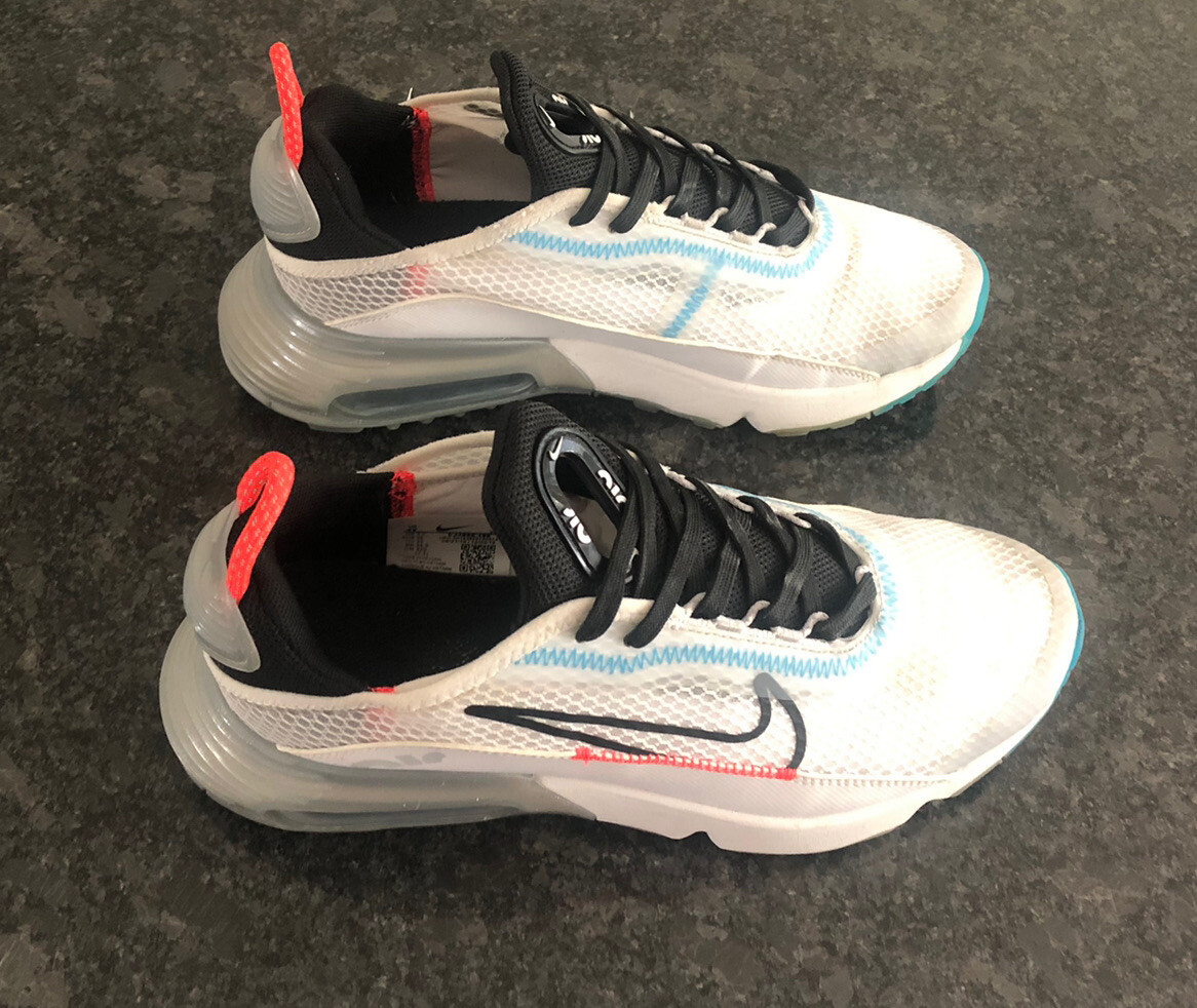 Pure Platinum White And Black 2090 Nike Air Max 2090 GS White