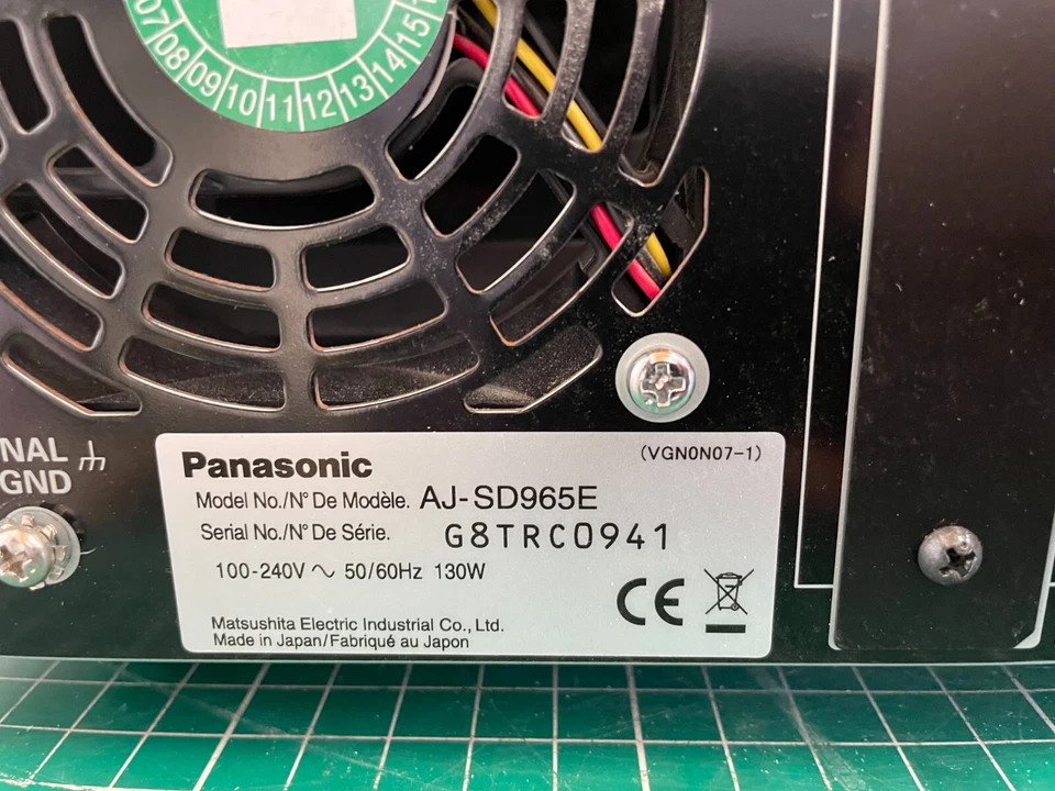 Panasonic AJ-SD965 | DVCPro 50 Videokassettenspieler | Videorekorder - Bild 2 von 4