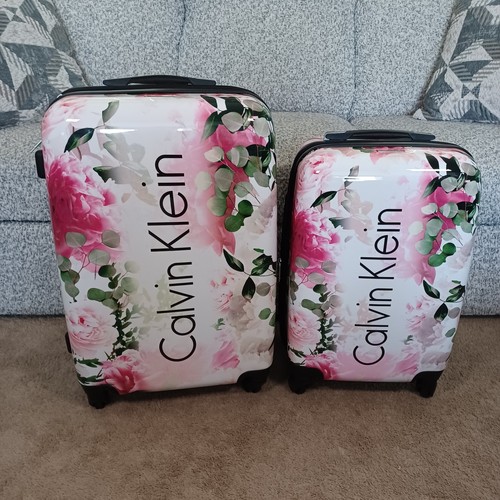 Calvin Klein Floral Hardcase Luggage Set Spinner Lightweight Suitcase 24" & 26"