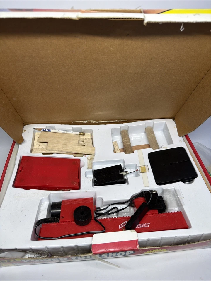 TONKA REAL POWER TOOL SHOP PLAYSET VINTAGE KIDS WORKSHOP OPEN COMPLETE UNTESTED - Image 2 of 4