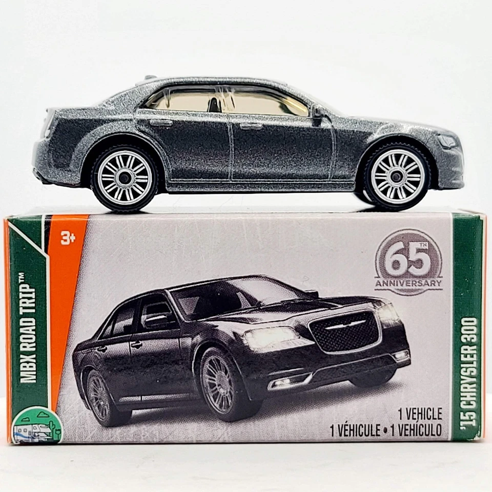Matchbox '15 Chrysler 300 (2018 MBX Basic - Road Trip) Foto 2 de 2