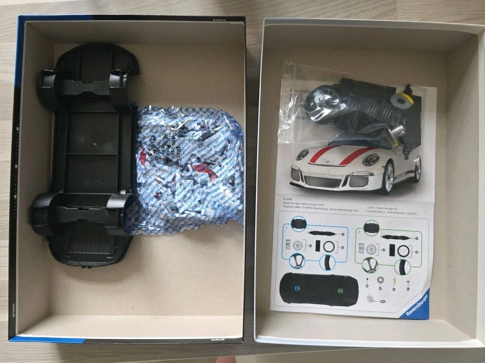 Ravensburger 3D Puzzle Porsche 911 R - État NEUF  - Photo 4/4