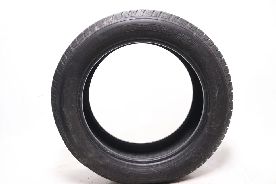 Michelin Defender LTX M/S 255/50R19 usado - 107H - 9,5/32 Foto 4 de 4