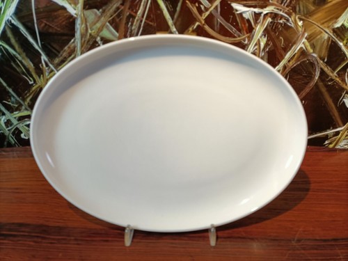 Iittala Essence, Platte Weiß oval 25cm - Picture 2 of 4