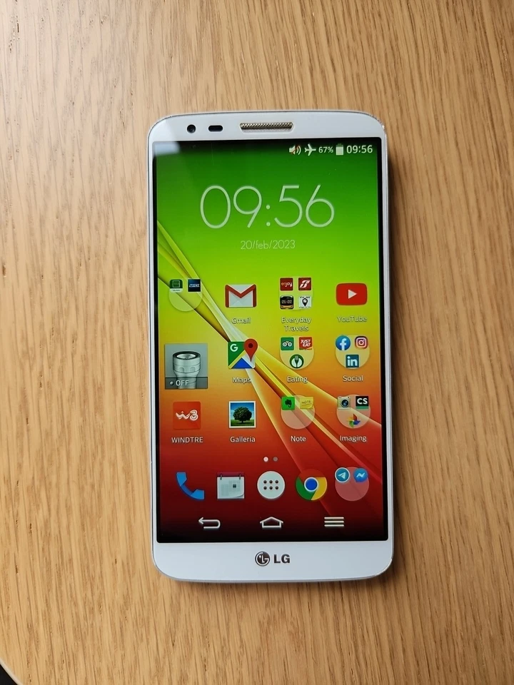 Smartphone LG-G2 32 Gb bianco in buone condizioni. Funzionante. - Immagine 3 di 3