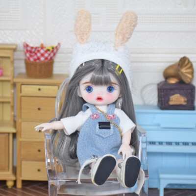 Neu 1/8 16cm Mini BJD Puppe Mit Haar Blaue Augen Weiße Schuhe Süße Kleidung Hut