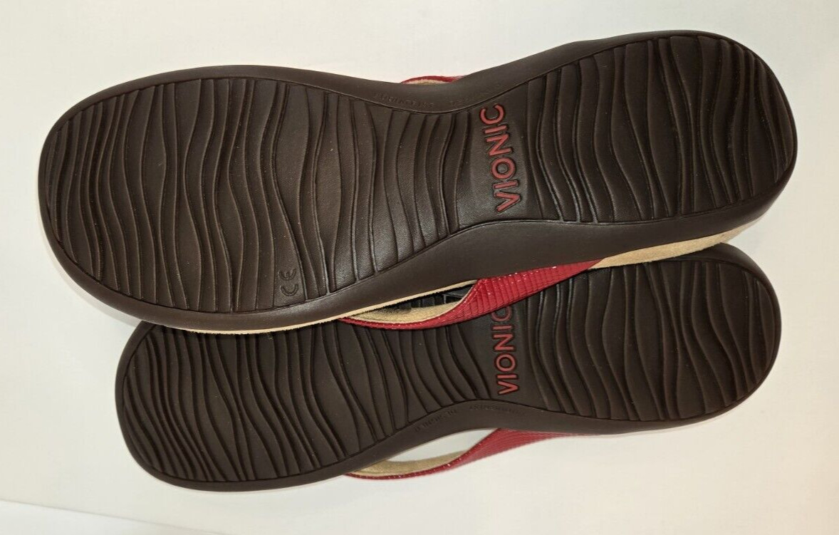 Vionic Bella Red Lizard Leather Thong Sandals Siz… - image 6