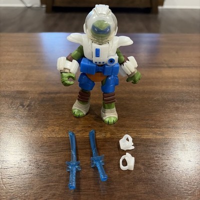 Playmates Toys Leonardo Space Suit Teenage Mutant Ninja Turtles Figure