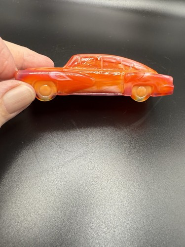 BOYD Glass Vintage Car in red slag glass that glows!! - Picture 2 of 4
