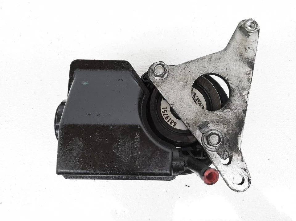 Насос гидроусилителя руля со шкивом 1992-1997 Volvo 960 6819751 - Изображение 2 из 4