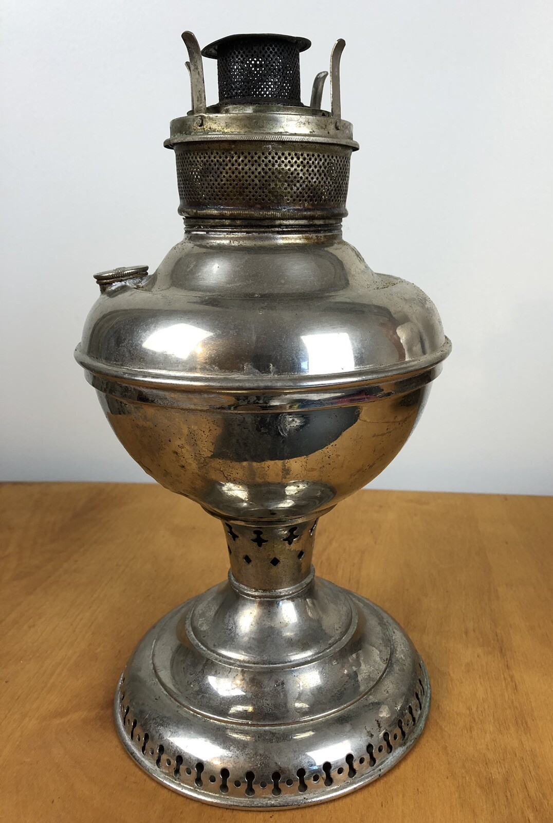 Vintage Millers Vestal Nickel Oil Kerosene Lamp eBay