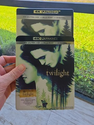 Twilight (4K Ultra HD, Blu-ray, No Digital, With OGG Slipcover 2008)