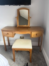 Laura Ashley Broughton Dressing Table Stool And Mirror Honey Coloured Excellent
