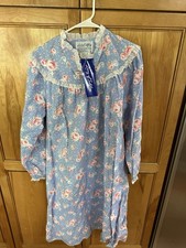 Vintage Lanz of Salzburg USA M Blue Floral Flannel Nightgown Nordstrom NWT