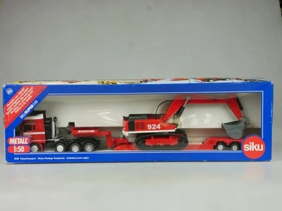 Siku 1/50 3930 MAN TGA Schwertransport Max Goll Raupen Bagger - OVP Box 134960 - Bild 1 von 4