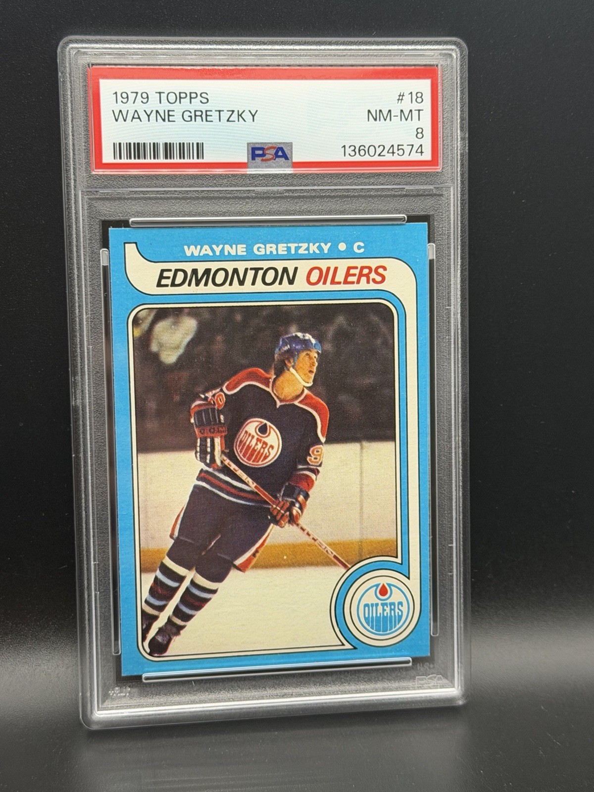 Wayne Gretzky 1979-80 Topps Rookie Card #18 PSA 8 NM-MT RC HOF