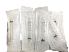 95 General Use 3mL Plastic Graduated Luer Lock Syringes Blister Packed