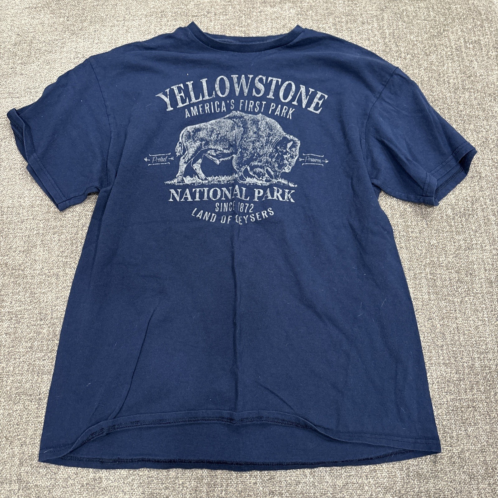 Vintage Yellowstone National Park Shirt Mens Medium Blue Nature Graphic
