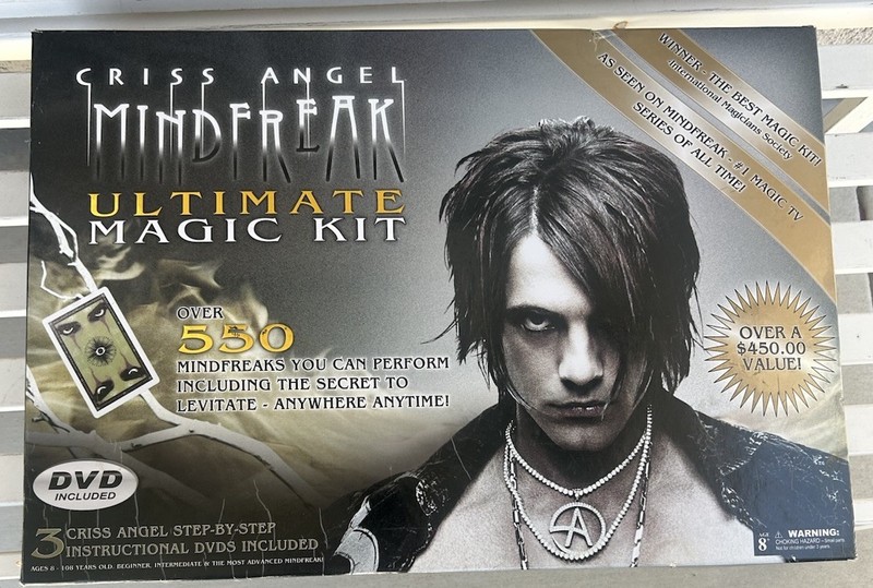 Criss Angel Mind Freak Ultimate Magic Kit Illusions Slight Of Hand Magic Set