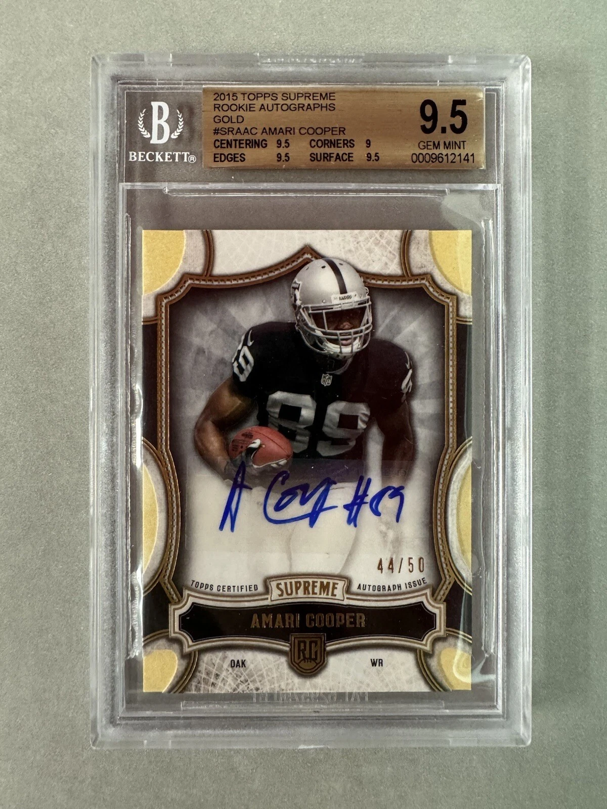 Amari Cooper Topps Supreme Rookie Autograph #SRAAC Gold