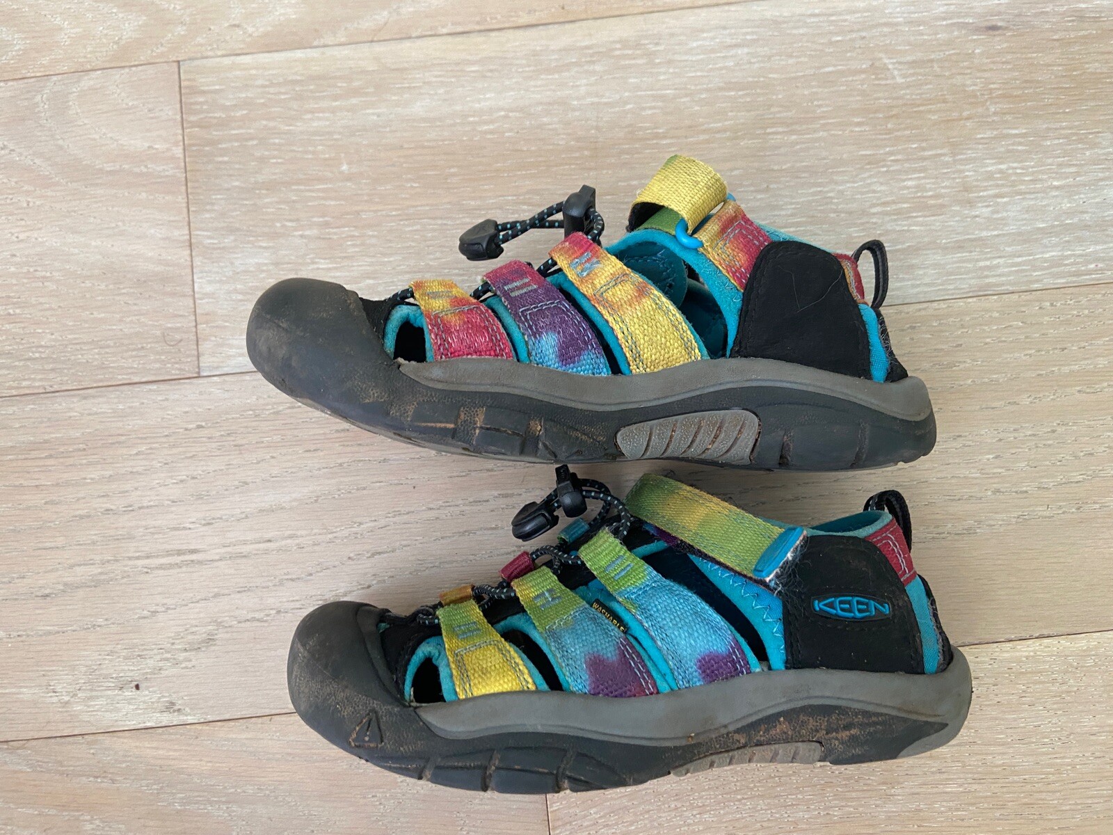 ? Keen Newport arcobaleno tie dye scarpe da trekking acqua sandali bambini taglia 1 e 2