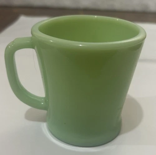 Vintage Fire King Oven Ware Green Jadeite Coffee Mug "D" Handle - NO GLOW -1 mug