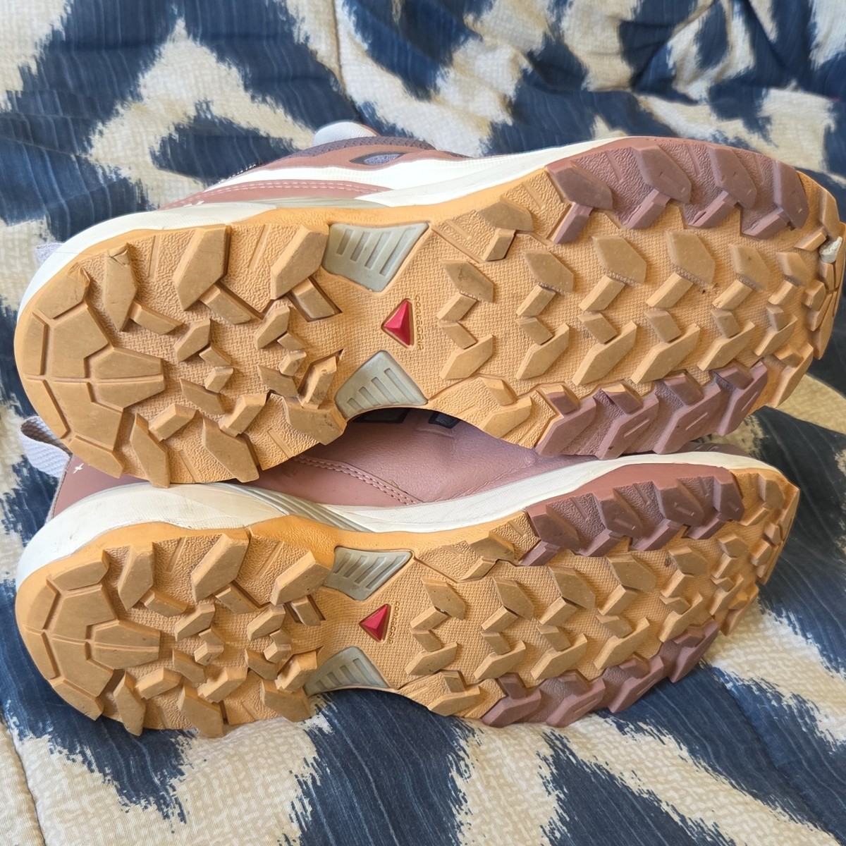 Salomon Hiking Shoes Purple Pink Beige & Whitw Gore-Tex US 10 MPN