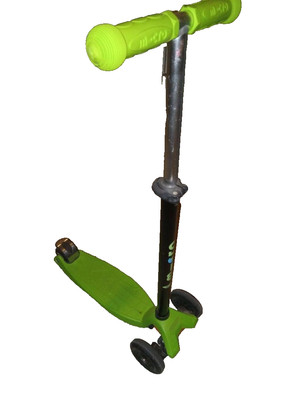 Micro Kickboard Maxi Originale, Monopattino 3 Ruote Rosa Per Bambini 5-12 Anni