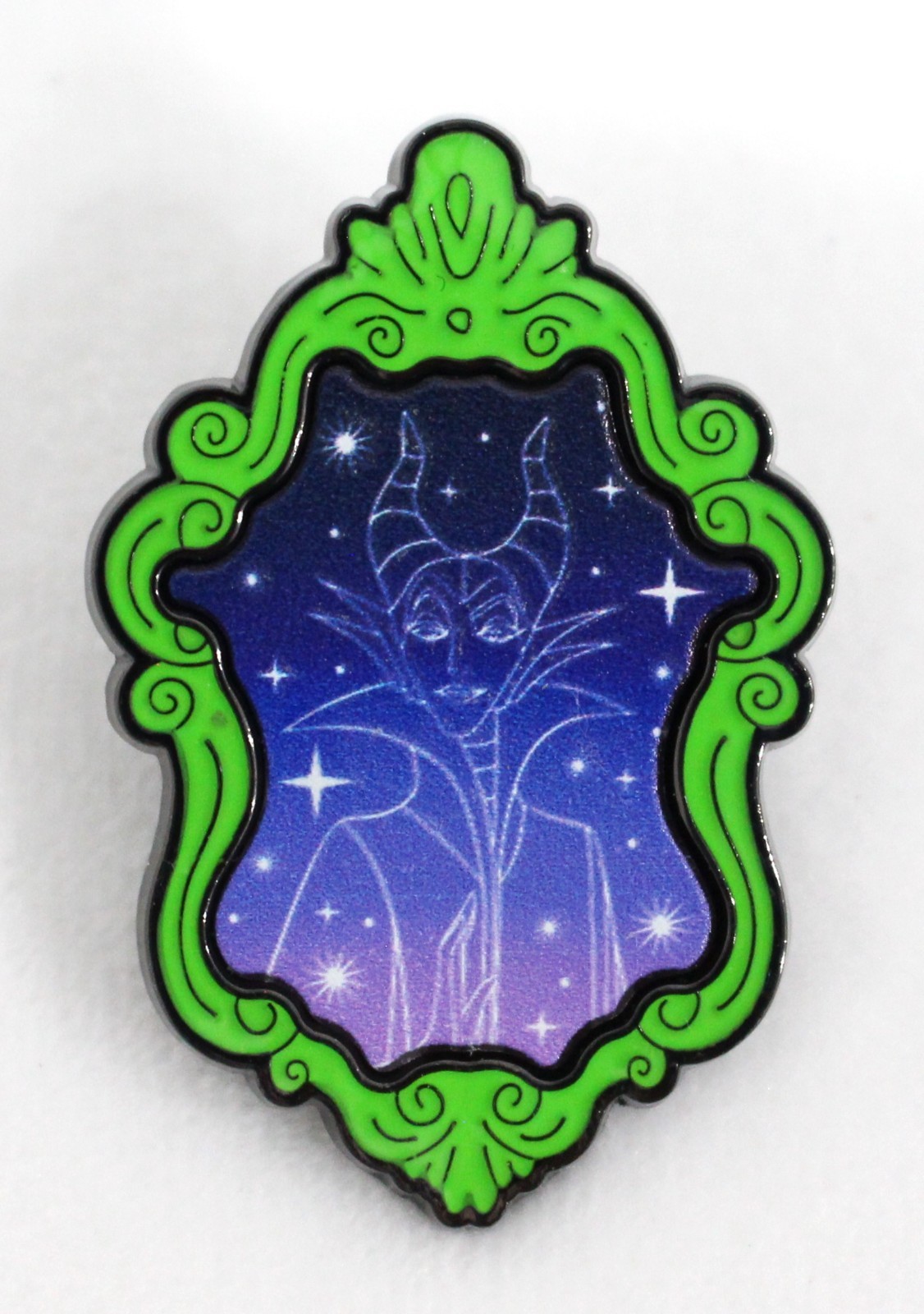 Loungefly Disney Villains Galaxy Pin Constellation Glow In Dark - Maleficent