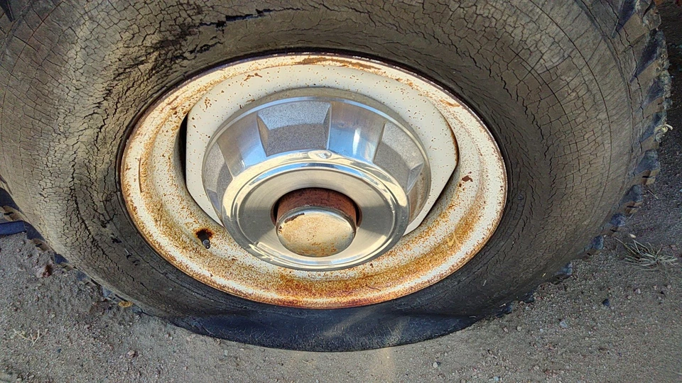 Tapacubos cubierta rueda Dodge Ram W150 1986-1990 OEM 4x4 4x4 4284755 Foto 2 de 4