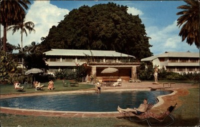 Kauai Inn ~ Lihue Kauia Hawaii ~ pool diving board  vintage postcard mailed 1957