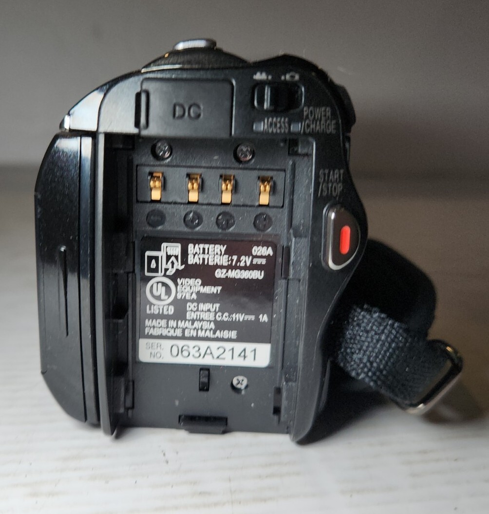 JVC Everio G Series GZ MG360BU Hybrid Camcorder HDD,  NO BATTERY OR CHARGER 