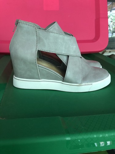 maurices wedge sneaker