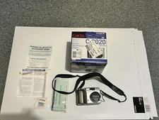 Olympus Digital Camera Camedia C-3020 Zoom 3.2MP Silver original pkg mint
