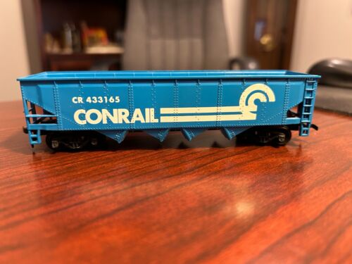 Tyco HO Scale 40' Conrail CR 433165 4-Bay Modelleisenbahn Zug Hopper