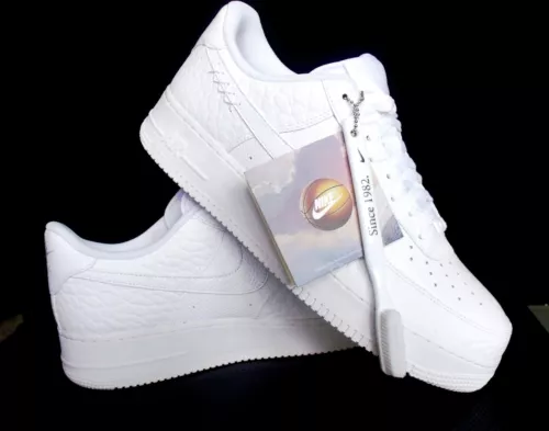 NIKE AIR FORCE 1 LOW ´07 XXXX -40th Anniversary Edition- triple white gold Gr.47
