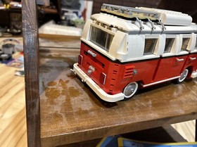 LEGO Creator Expert - 10220 VOLKSWAGEN T1 CAMPER -Complete with Manuals and Box