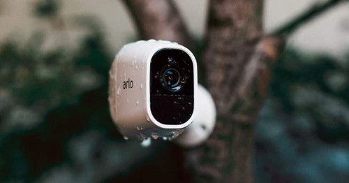 Arlo Pro2 Smart Home Security CCTV 4 Camera System VMS4430P-100EUS - Picture 6 of 8