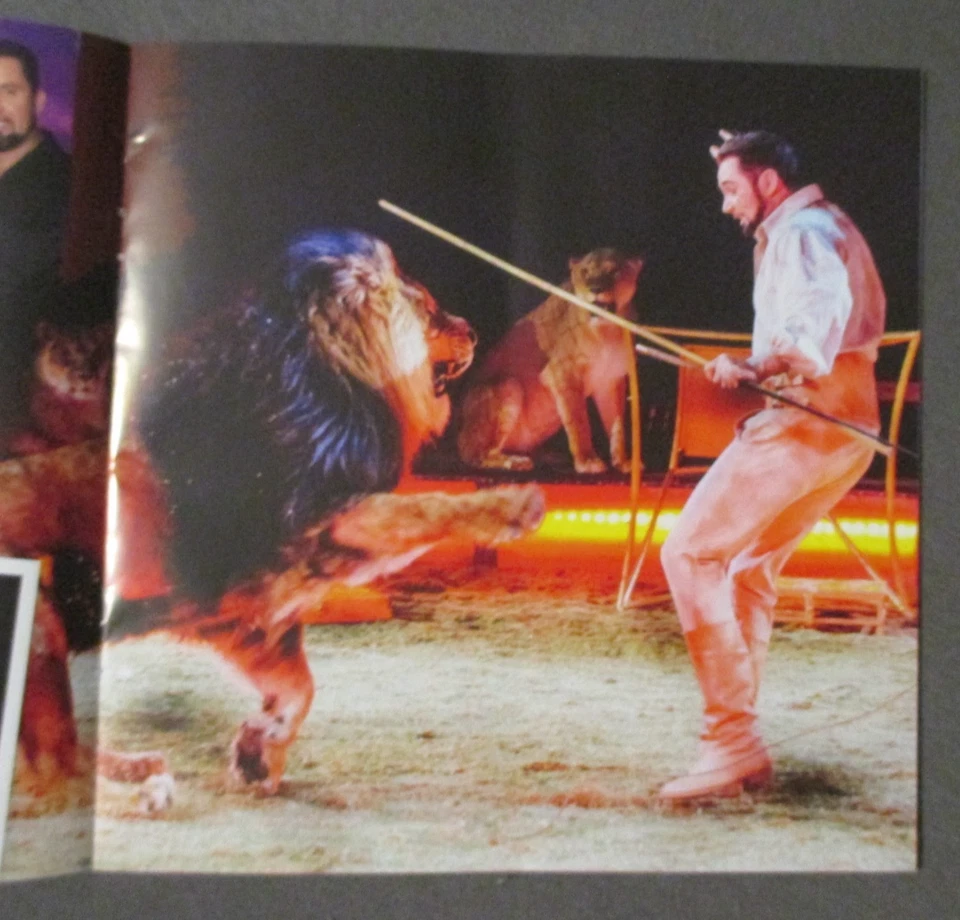 Circus Krone Programm, "Farbenspiel" Goldedition, 2025, - Bild 4 von 4