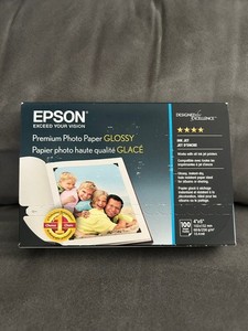 Epson Premium Photo Paper - Glossy Borderless 4" x 6" - 100 Sheets