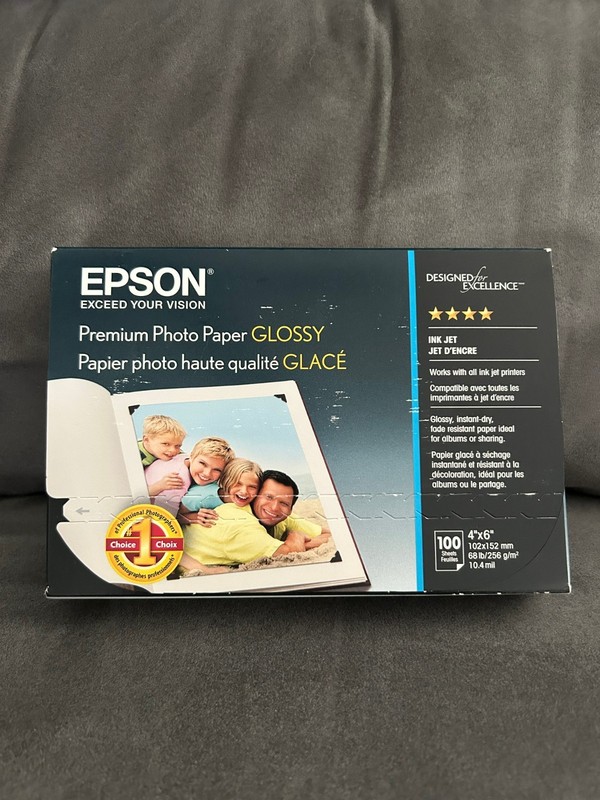 Epson Premium Photo Paper - Glossy Borderless 4" x 6" - 100 Sheets