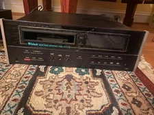 McIntosh MCD 7000 Single-Disc CD Player FOR PARTS /REPAIR