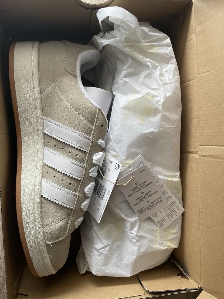 Adidas Campus OOS Trainers Size 9 BNIB - Image 2 of 4
